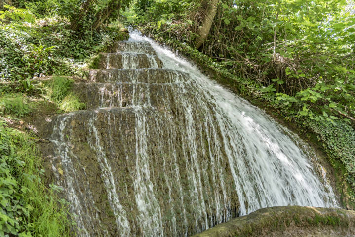 Zaragoza - Nuévalos 17 - monasterio de Piedra - cascada Iris.jpg